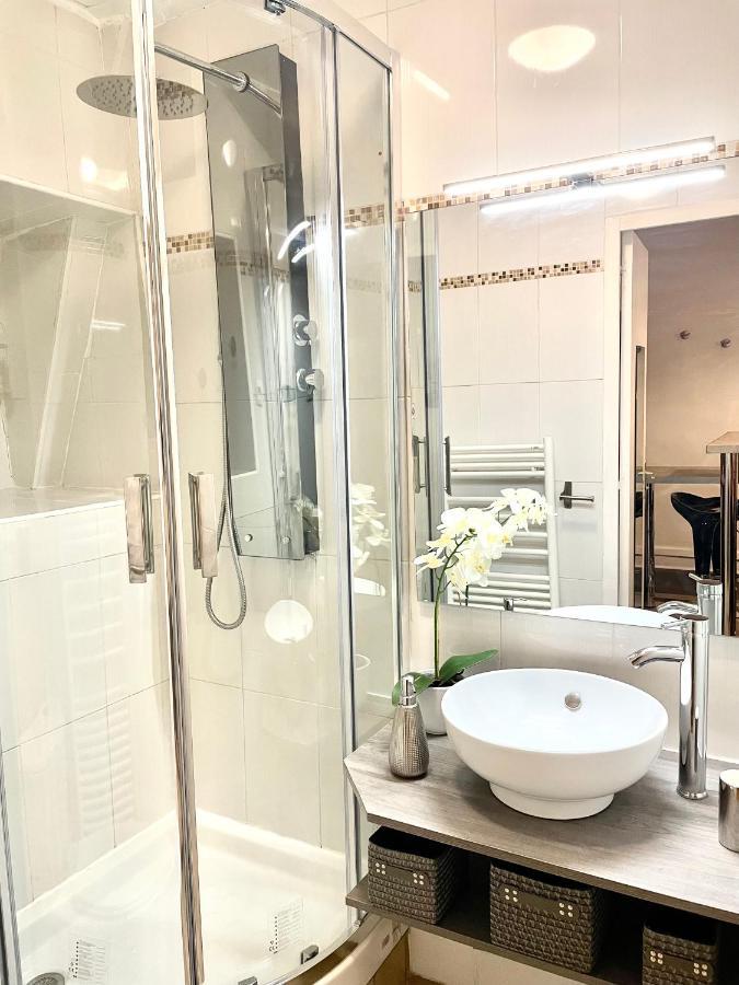 Cozy Studio Chatelet Париж Экстерьер фото